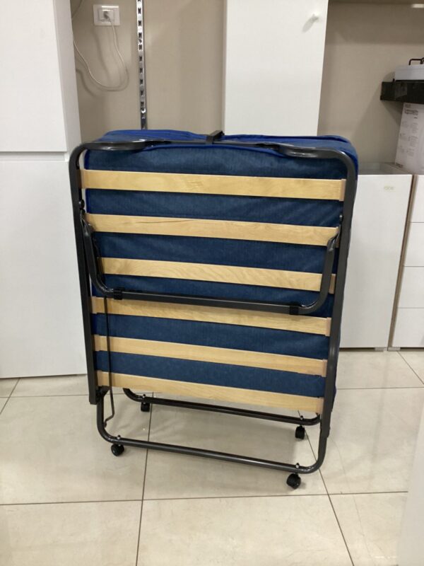 LETTO BRANDINA PIEGHEVOLE CON DOGHE STRETTE