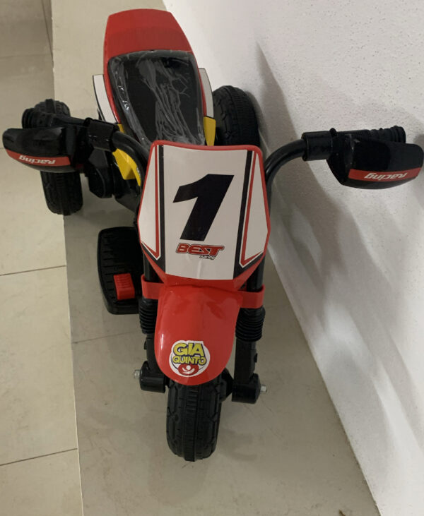 MOTO TRICICLO ROSSA