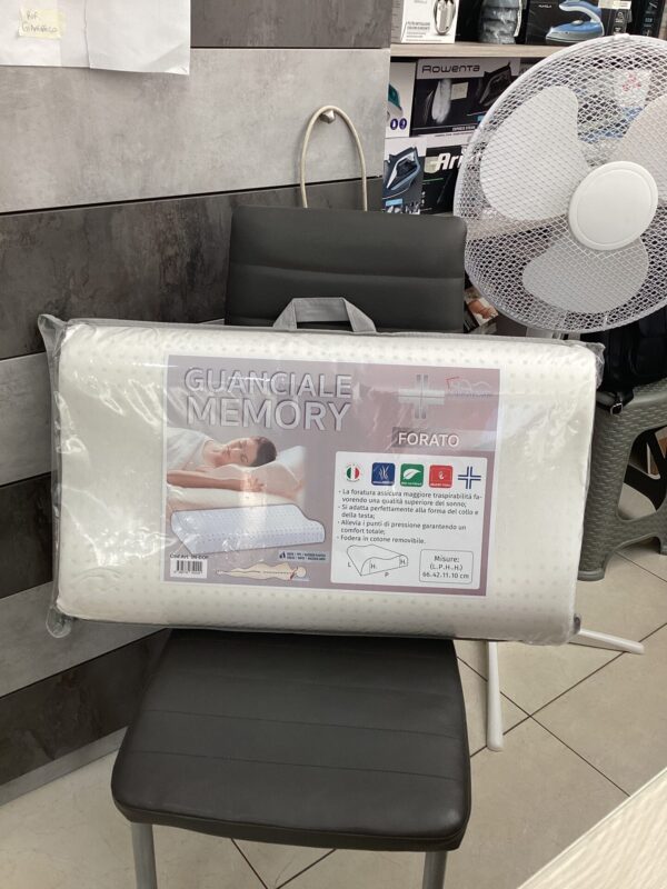 GUANCIALE IN MEMORY PER CERVICALE FORATO KARMA FOAM