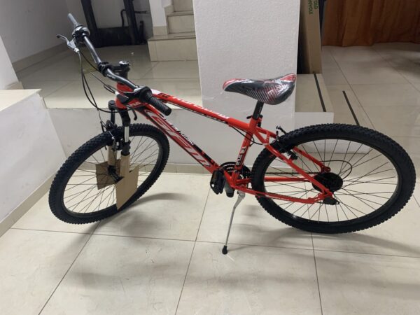 BICICLETTA 27,5 ROSSO E NERO GFM