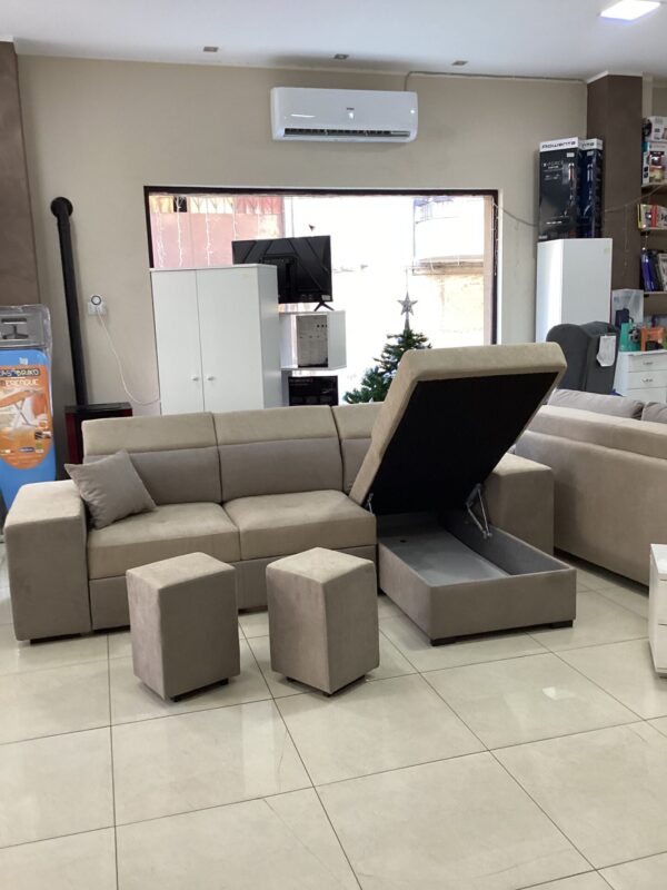 DIVANO BOB CON PENISOLA CONTENITORE - LETTO ETSRAIBILE E 2 POUF ENJOY 2/3 - immagine 3