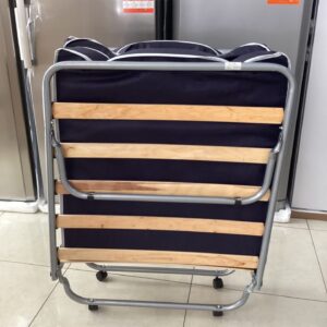 LETTO BRANDINA PIEGHEVOLE CON DOGHE STRETTE